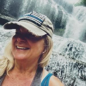 Meet your Posher, Diane